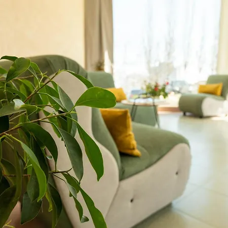 Family Perla Aparthotel