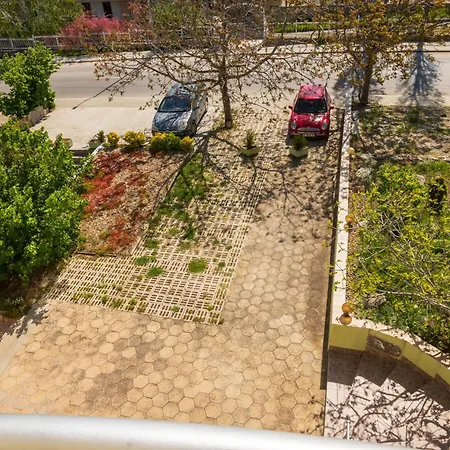 Aparthotel Family Perla Golden Sands