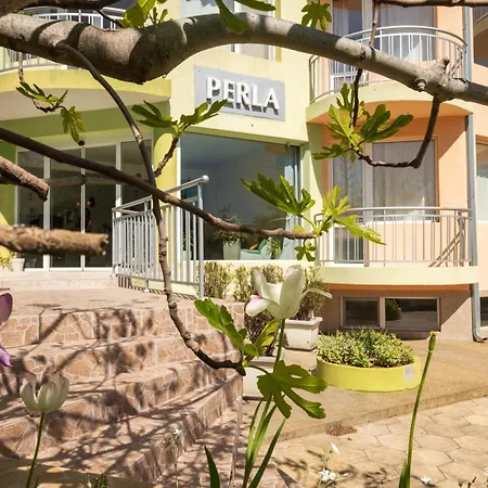 Aparthotel Family Perla Golden Sands