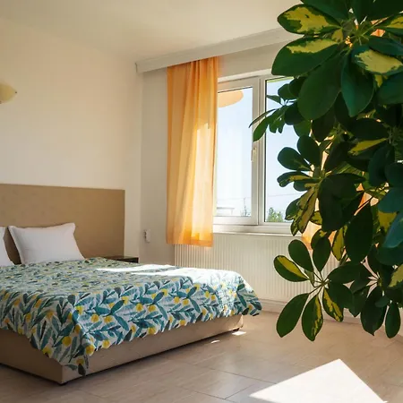 Family Perla Aparthotel