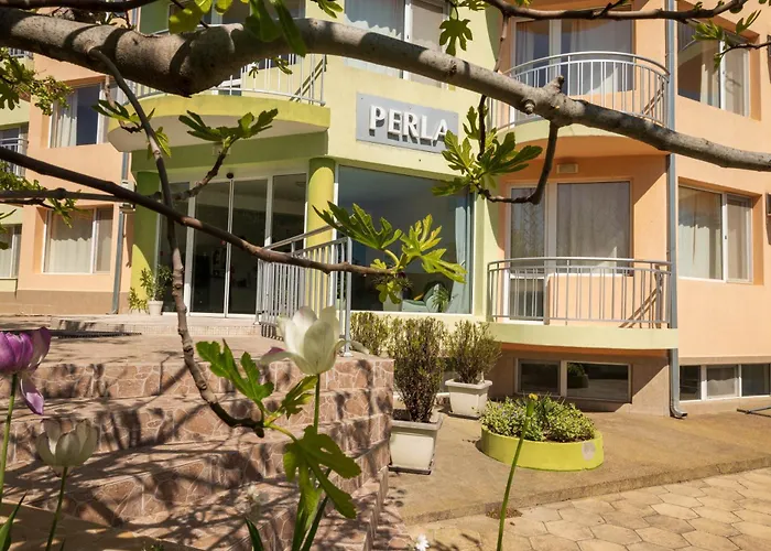 Family Perla 2* Aranyhomok