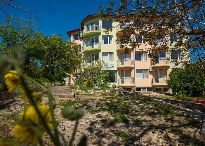 Family Perla Apartmanhotel 2*