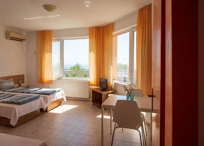 Family Perla Apartmanhotel 2*